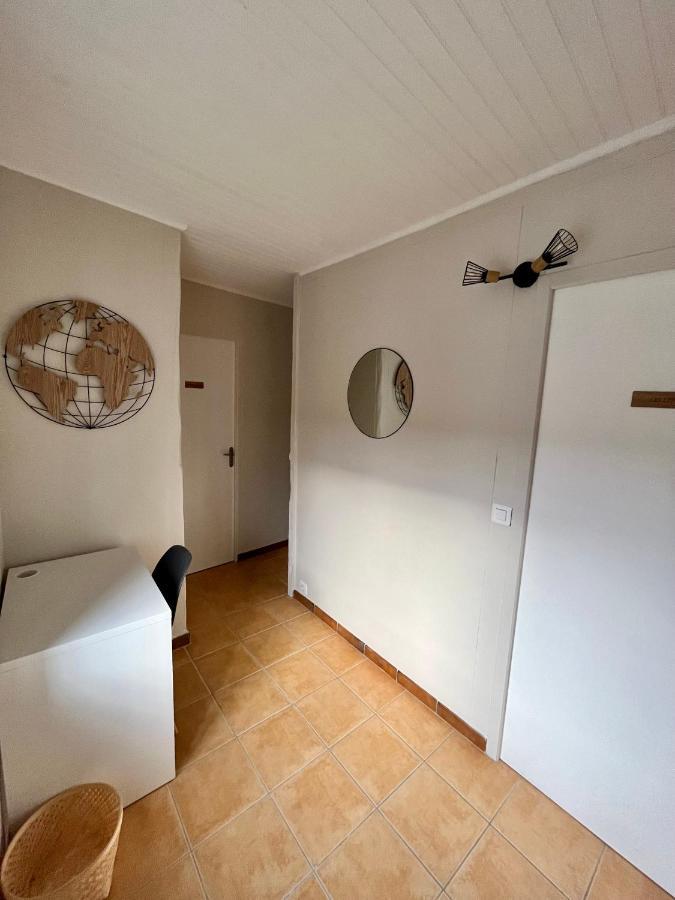 Les Deux L Du Vignoble Apartment Chablis Exterior photo